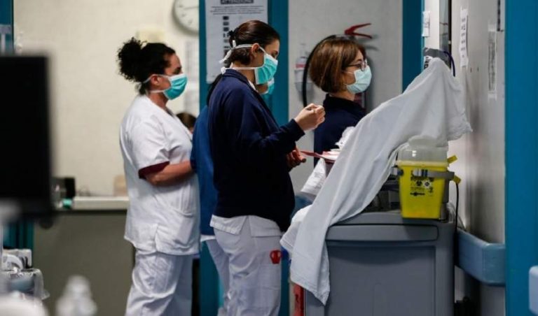 DEMISII în bloc la Spitalul CFR, din Timișoara. Cadrele medicale se tem de coronavirus