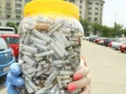 Amenzi de până la 2.900 de lei pentru șoferii prinși că aruncă chiștoace de țigări pe geam, în trafic. Polițiștii au oprit sute de mașini