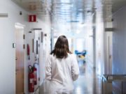 Cum poţi lua concediu medical dacă eşti asimptomatic sau ai o formă uşoară de COVID