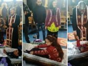 Tineri băgaţi în sicriu şi puşi să jure pe Biblie, ritual scandalos într-o biserică din Huedin