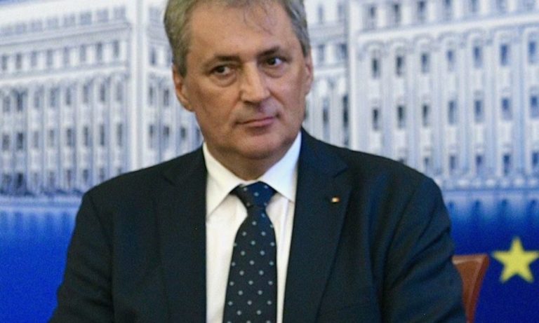 Ministrul Vela, dezvăluire ŞOC: Un senator i-a cerut să ÎNCHIDĂ un judeţ
