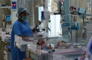 Un cuplu din India și-a numit gemenii nou-născuți “Corona” și “Covid”