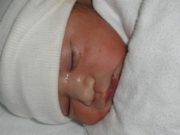 11 nou-născuți de la maternitatea Odobescu din Timișoara, confirmați cu coronavirus. Micuții s-ar fi infectat de la asistentele care i-au îngrijit