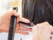 O tânără din Slatina, apel către autorităţi: „Permiteţi redeschiderea frizeriilor, murim de foame încă o lună”