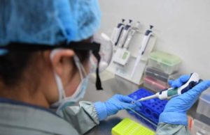 Vasluiul nu mai are locuri de carantină! Românii veniţi din străinătate, ţinuţi pe stadion, „transformat într-o fortăreaţă”