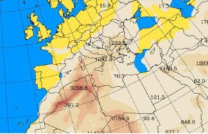 Un nor uriaș de praf saharian va trece peste România în următoarele două zile