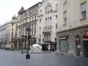 Cele mai dure măsuri de izolare din Europa: 60 de ore închiși în case, niciun magazin deschis, arestări pe stradă