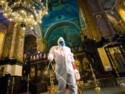 Ce trebuie să scrie credincioșii în declaraţia pe proprie răspundere, pentru ridicarea Sfintelor Paști de la biserică