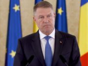 Klaus Iohannis, mesaj pentru români în Vinerea Mare: „Vă rog să faceţi acest sacrificiu acum. Staţi acasă!”