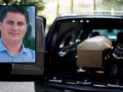 Sicriele cu șapte români morţi de coronavirus în Anglia și Scoţia, plimbate de poliţiști prin toată ţara