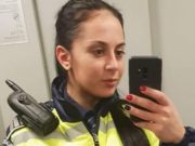 O tânără polițistă amenință: „Veţi fi tâlhăriţi şi jefuiţi”