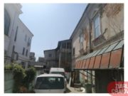 Situație incredibila în Craiova! Zeci de bătrâni cazați intr-un azil improvizat și insalubru, în centrul orașului nu știu pe ce drum sa o apuce, după ce „locuință sociala” în care erau cazați a fost închisă din cauza gravelor nereguli găsite acolo