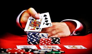 „Soțul-meu-m-a-jucat-la-cărți“-Cum-s-a-terminat-povestea-acestei-femei-840x500