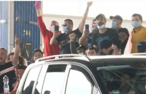 Români revoltați în aglomerația de la Nădlac. ”Apă nu, mâncare nu. De 14 ore”