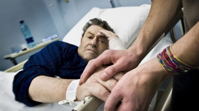 Calvarul românilor plecați la muncă în străinătate: E iadul, nu te lasă să trăiești. Voiam să mă omor, am făcut depresie!
