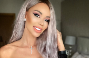 Costumul de baie care îi pune în evidență corpul extrem de sexy. Cum a apărut Bianca Drăgușanu la piscină