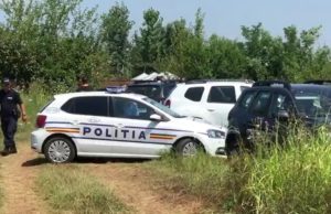 Doi tineri din Mureș, reținuți după ce ar fi omorât o femeie și au îngropat-o lângă casă