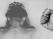 Femeie din Vaslui, snopită în bătaie de concubin. A dat cu bâta în ea până când n-a mai mișcat