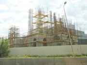 Gigi Becali construieşte, din averea lui, o biserică în Pipera, aproape de casă