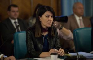 Șomajul tehnic se prelungește. Violeta Alexandru: „Cine nu a primit banii să facă urgent plângeri la ITM”