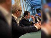 O nouă fotografie cu Ludovic Orban fumând în timpul unei ședințe de Guvern