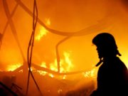 O tânără din Mureș și-a aprins o țigară și a adormit, iar după câteva ore pompierii au găsit-o fără viață