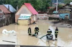 Localități din întreaga Românie, lovite de inundații puternice