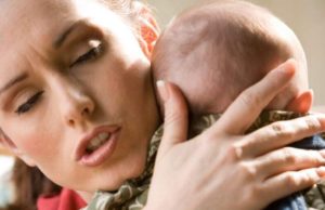 Bebeluş de 7 luni în stare gravă, muşcat şi bătut de propriul tată, la Galaţi