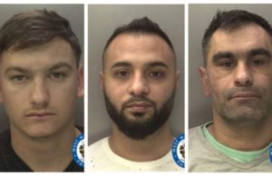 Trei români care au spart peste 30 de case în Marea Britanie, condamnați la ani grei de închisoare