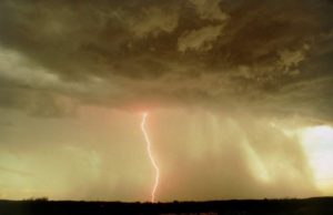 Alertă de vreme rea! Jumătate de țară, lovită din nou de ploi torențiale și grindină