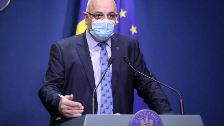 Care sunt noile obligații pentru cetățeni și pentru proprietarii de terase de la 1 august. Unde trebuie să purtăm masca