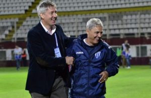 Cârțu a țipat la jucători. Bergodi a țipat la Cârțu. S-au împăcat imediat!