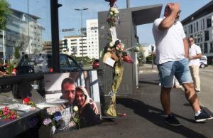 A murit șoferul de autobuz bătut sălbatic pentru că a cerut unor pasageri să poarte mască, la Bayonne, în Franța