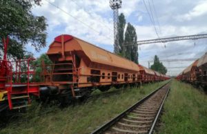 Un copil s-a ales cu arsuri pe 70% din corp, după ce s-a urcat pe un vagon de tren