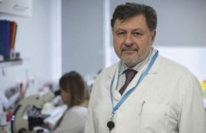 Alexandru Rafila, mesaj pentru „negaționiști”: Când se vor înmulți cazurile, oamenii vor afla de ele direct, nu din presă