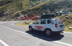 Tragedie pe Transfăgărășan, șofer mort după ce s-a înfipt cu mașina într-o stâncă