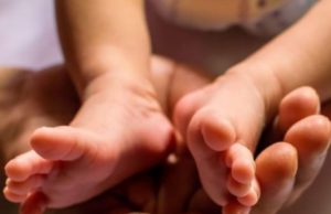 O mamă de 17 ani din Galați și-a omorât bebelușul abia născut