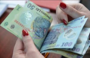 Zilele libere și indemnizație de până la 193 de lei pe zi pentru părinții care stau acasă când școala e online, pentru supravegherea copiilor!