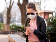 Târâtă cu mașina în București, după ce și-a pus telefonul mobil la vânzare