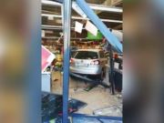 O șoferiță de 77 de ani și-a „parcat” mașina într-un supermarket din Ciolpani. Femeia a ajuns până la casele de marcat