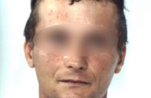 Un român care a batjocorit de mai multe ori fiica minoră a unor conaționali, condamnat la închisoare în Italia