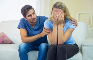 O orădeancă a fost umilită, în public, de fostul ei amant. Bărbatul a jurat răzbunare după ce a fost părăsit pentru…soț: „Nu trebuia să îți bați joc de mine”