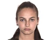Cristina, o tânără de 16 ani, a dispărut din nou, de 2 zile. Polițiștii o aduc de fiecare dată înapoi, însă ea continuă să fugă