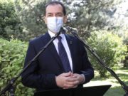 Nu toți elevii vor primi măști de protecție. Orban: Prioritate au copiii din familii vulnerabile