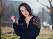 Antonia, o elevă cu 10 la Bacalaureat, refuză banii de la Guvern: „Orban, tine-ți banii, nu aș putea accepta „momeala” de 3.000 de lei”