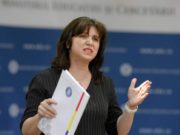 Schimbare la normele pentru începerea școlii. Părinții nu vor mai da declarația pe propria răspundere, anunţă ministrul Educaţiei