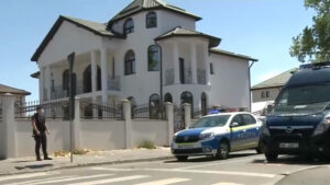 NDAmaGFzaD05ZjBiMzQzOGYxZWEwYmNhYzk4NTM5MDRkNDkyNGEzYg==.thumb