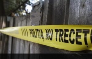Crimă înfiorătoare la Vaslui. Bărbat cu mâinile legate şi dezbrăcat, găsit mort în stradă