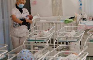 O tânără din Dolj a născut în timp ce era în comă, infectată cu coronavirus