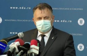 Nelu Tătaru a anunțat regulile pentru începutul anului școlar: „Nu va mai exista acea declarație pe propria răspundere”